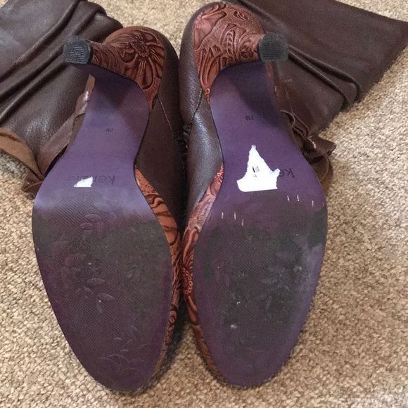 Kensie Brown Boots with Beautiful Heel Detail! - Picture 3 of 3